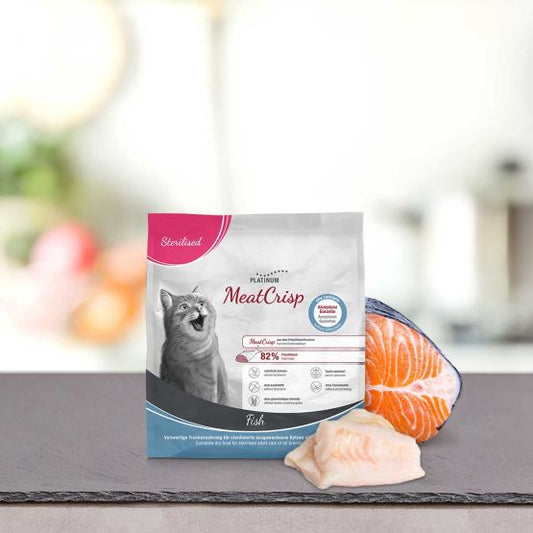 Пълноценна суха храна за кастрирани котки Platinum MeatCrisp Sterilised Fish 400г